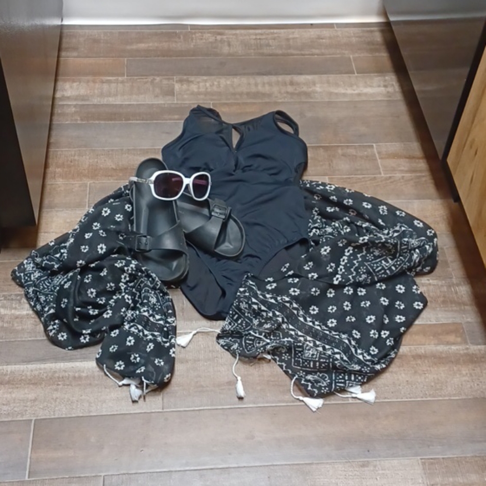 Time and Tru hi cut mesh one piece suit